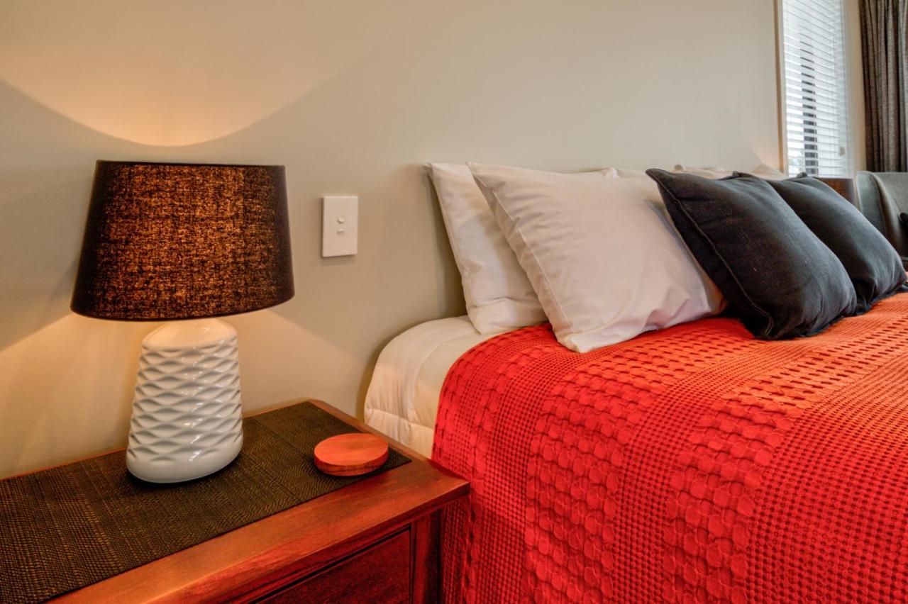 Motel Annies On Milford à Te Anau Extérieur photo