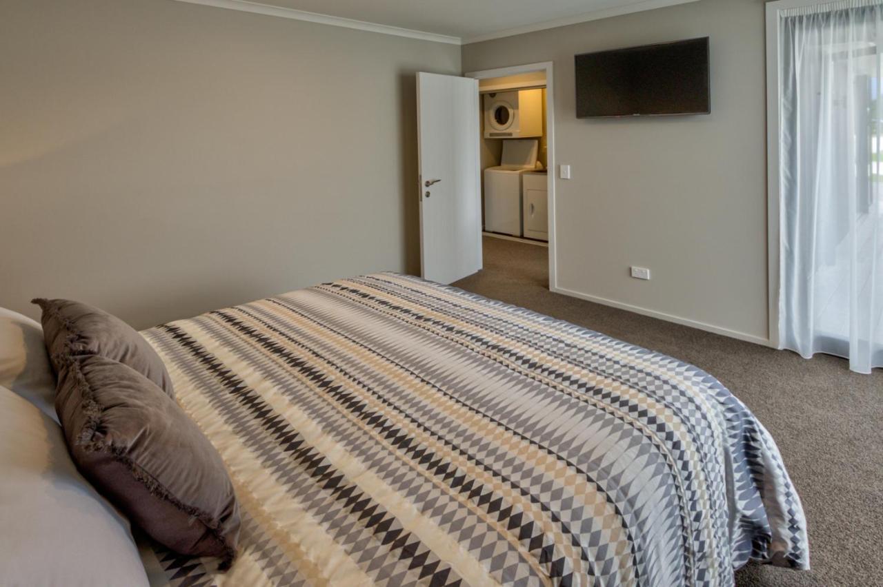 Motel Annies On Milford à Te Anau Extérieur photo