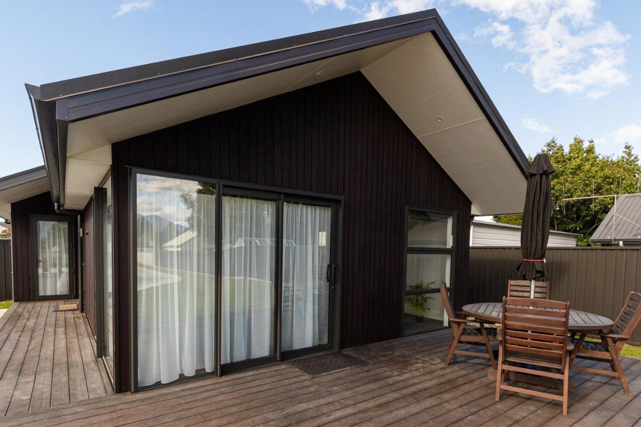 Motel Annies On Milford à Te Anau Extérieur photo