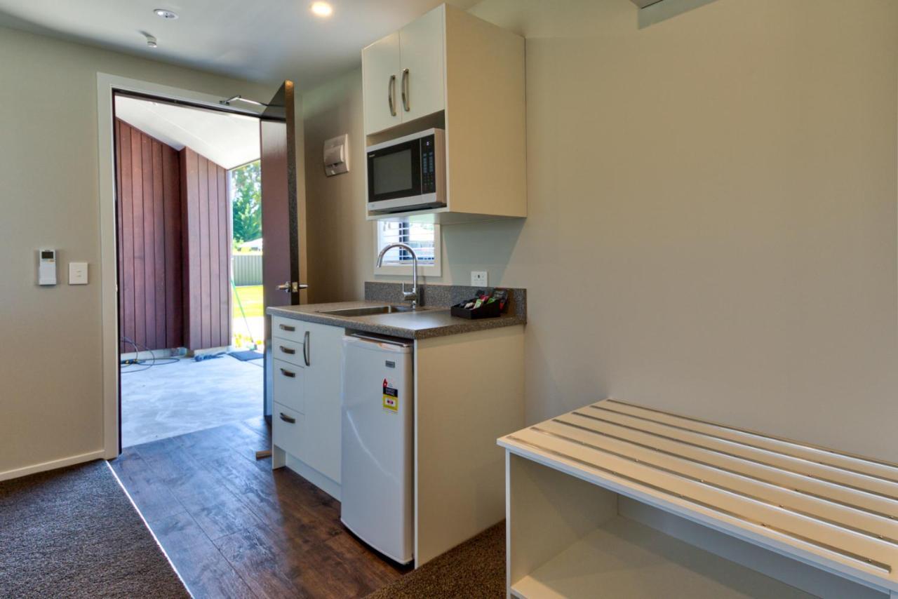 Motel Annies On Milford à Te Anau Extérieur photo