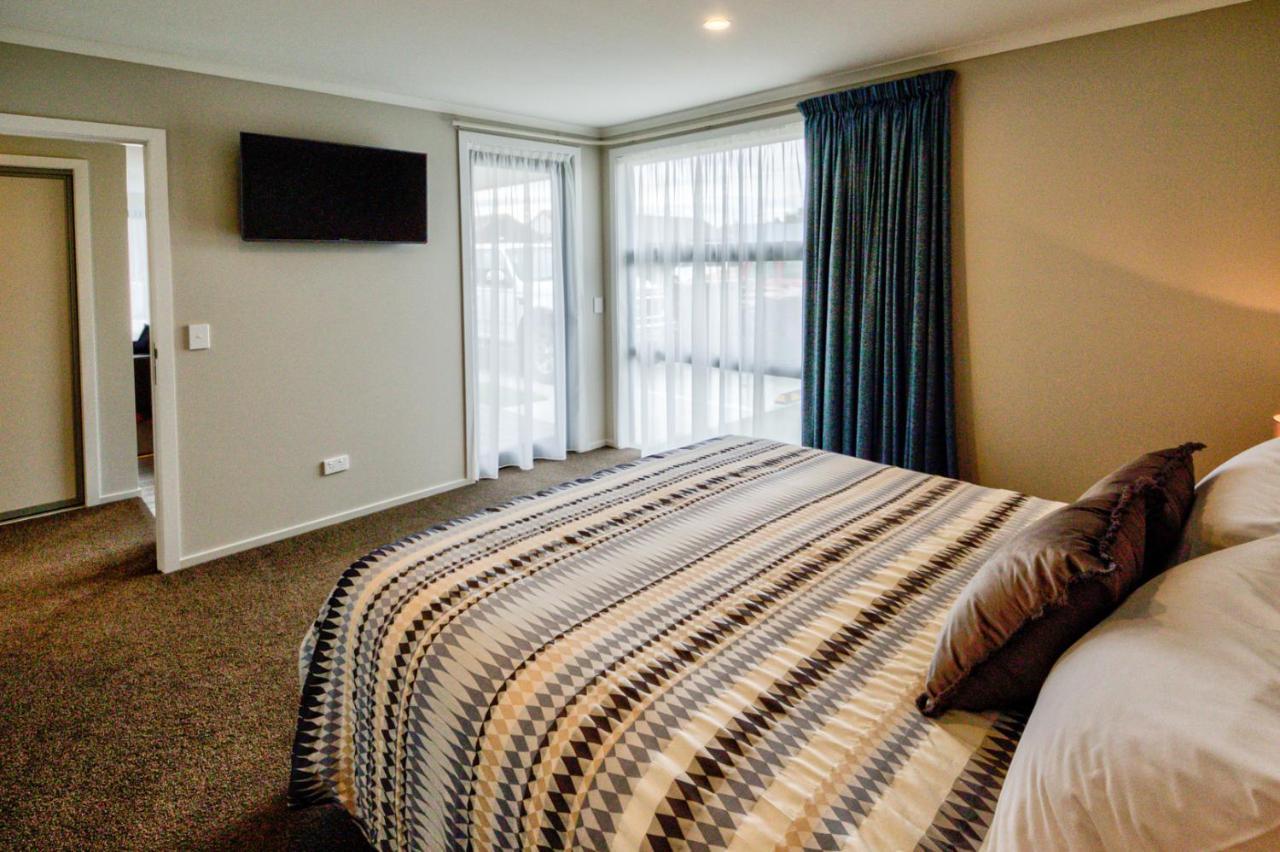 Motel Annies On Milford à Te Anau Extérieur photo